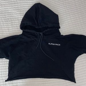 Alphapack cropped hoodie